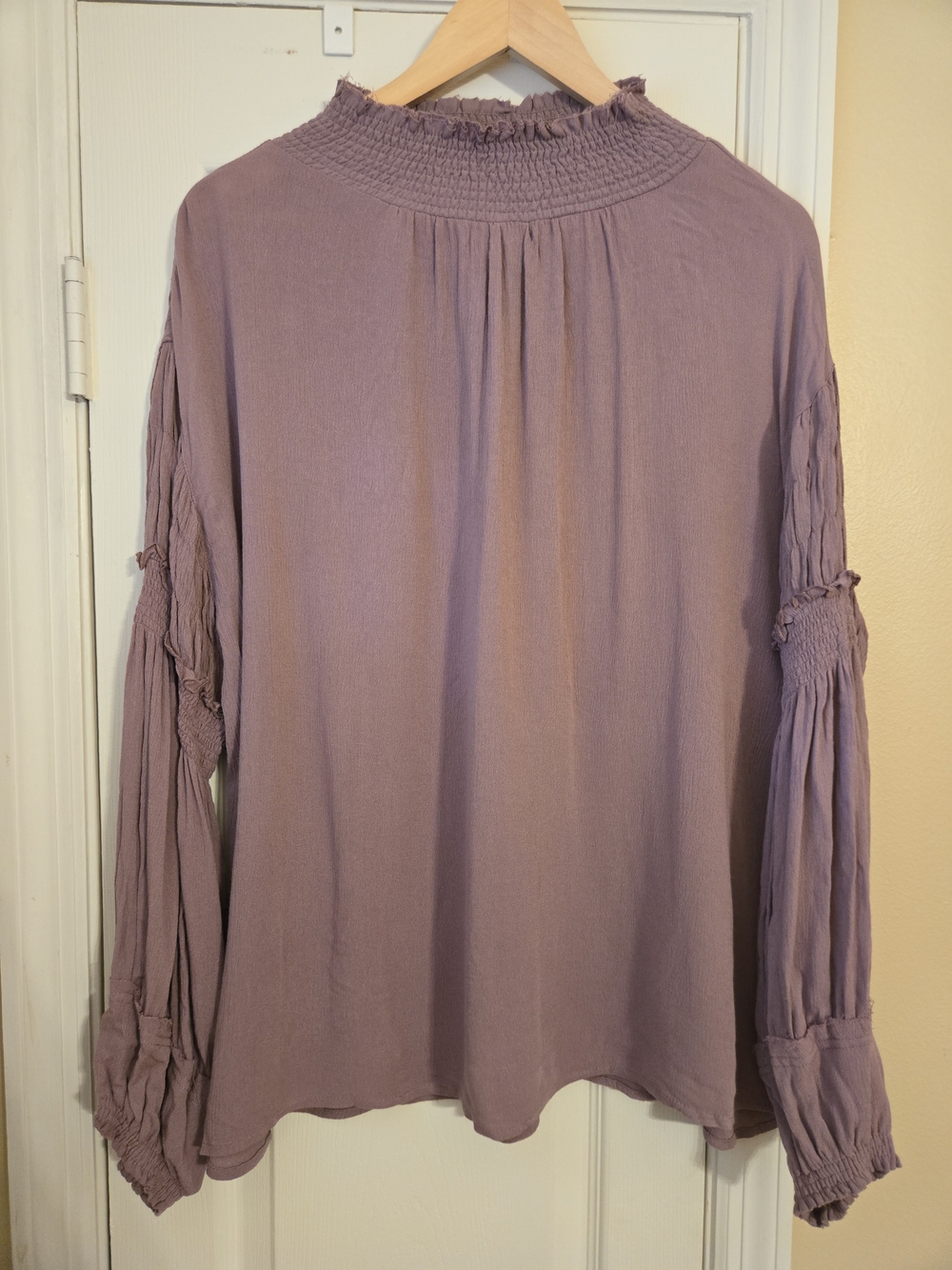 Easel Women's Smocked Neck Long Sleeve Top - Lavender Size Small